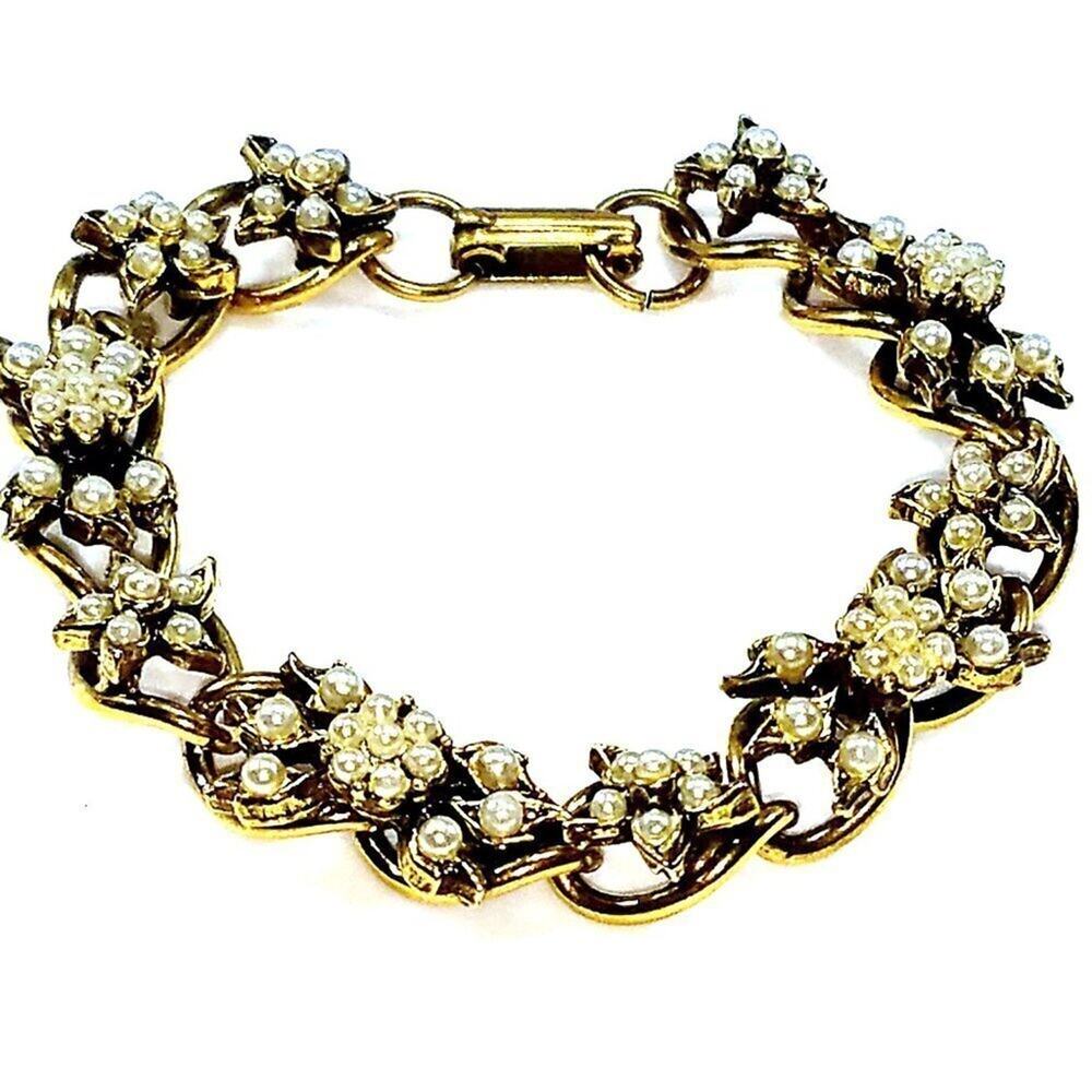 Vintage 1950s Faux Pearl Floral Bracelet Gold Tone Cluster 7 Inch